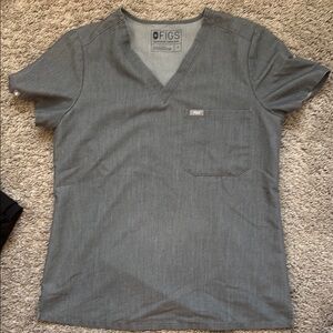 Figs Women's V-Neck Scrub Top in Charcoal Gray